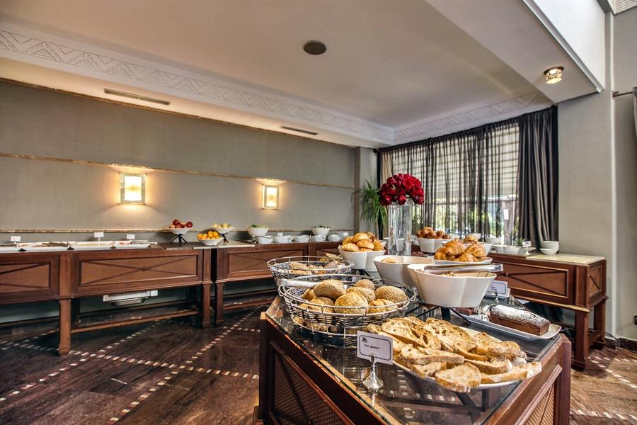 イヴェルナージュ ホテル アンド スパ マラケシュ エクステリア 写真 The hotel's restaurant