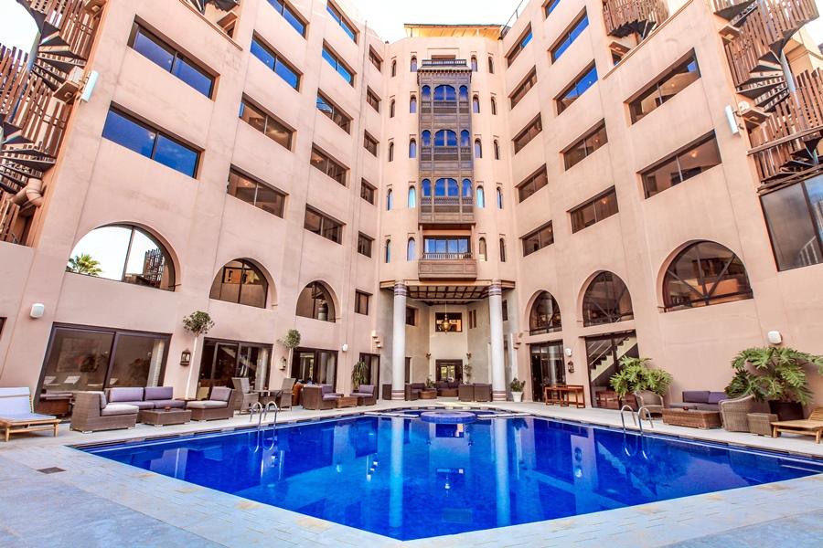 イヴェルナージュ ホテル アンド スパ マラケシュ エクステリア 写真 The hotel's pool
