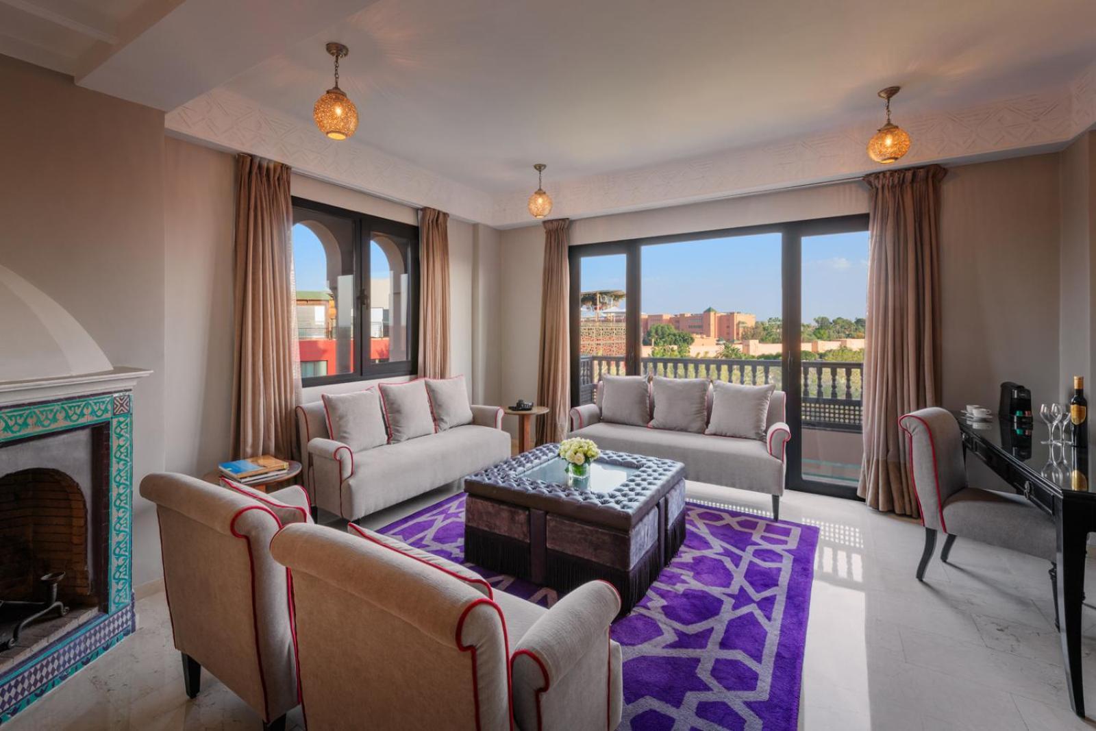 イヴェルナージュ ホテル アンド スパ マラケシュ エクステリア 写真 A living room at the hotel